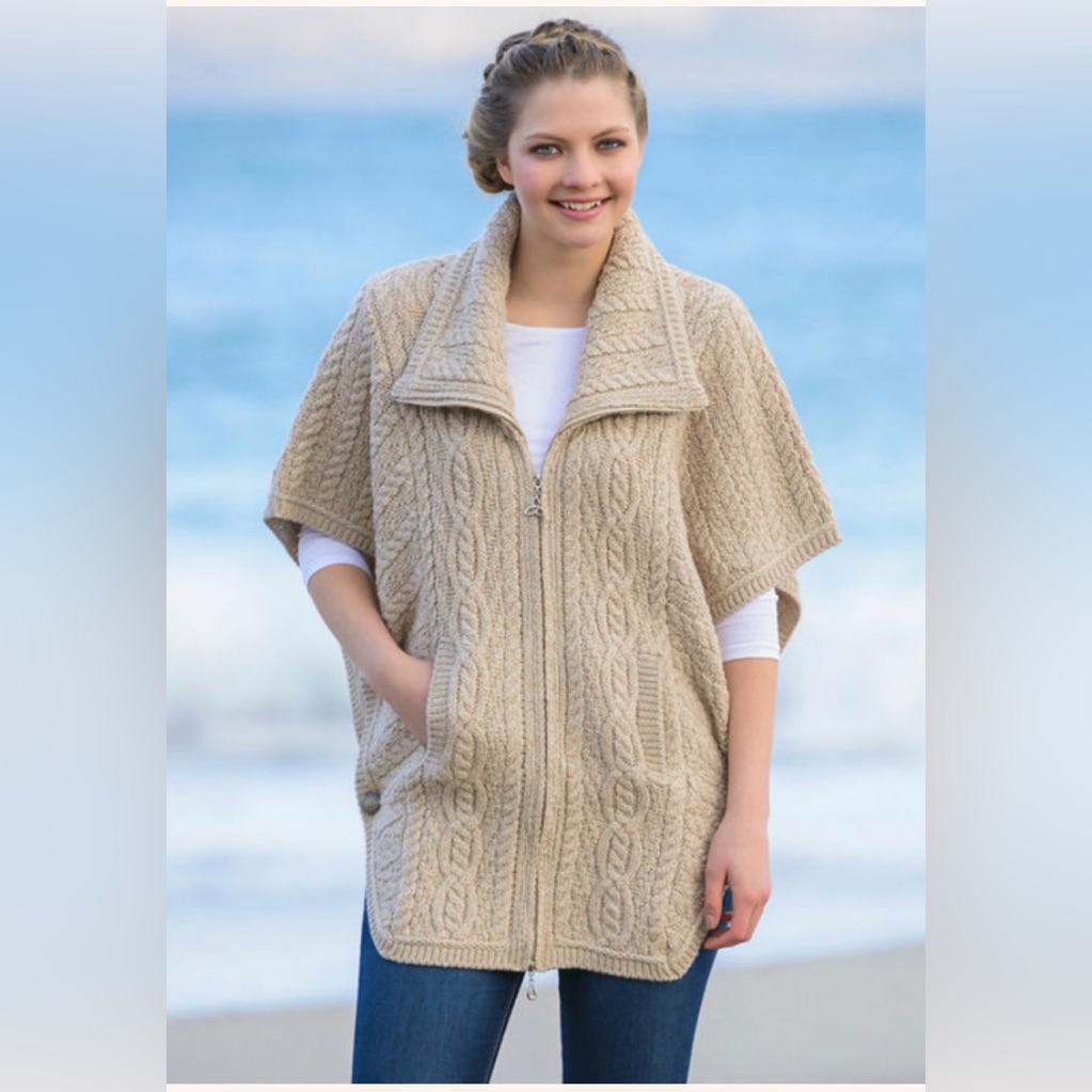 Aran Batwing Jacket With Celtic Knot Zipper Pull